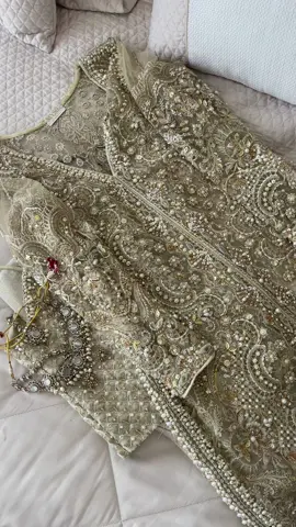 Baraat Outfit 🤍 @Mysiebytahira @fantasyfrangrances @Fragrance Fantasy LTD  #pakistaniwedding #outfit #mysiebytahira #fyp #explorepage 