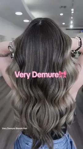 Demure hair with OYA Beauty at @ricardoalonsobeauty 🤭🎀 #OYA #OwnYourArt #beauty #SelfCare #hair #hairtok #beautyhacks 