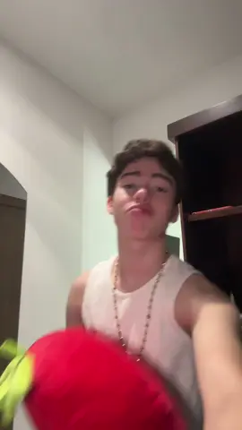 Yo soy tu gominolaaa🧸💚🍓#fyp #viral #kevinamf #gominola #cancion #mexico#tiktok #music #parati