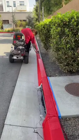 And yet people will still park there 😑 (via: @Dustin Varner ) #relaxing #satisfying #oddlysatisfying 