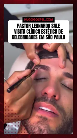 Pastor Leonardo Sales visita clínica estética de celebridades em São Paulo O pastor Leonardo Sale, conhecido pregador neopentecostal, publicou nas redes sociais um vídeo mostrando sua visita a um dos centros estéticos mais luxuosos de São Paulo. Além de ser reconhecido por suas pregações nas redes, o líder carioca também chama atenção pelo cuidado que tem com sua imagem.  Créditos: Vídeo reprodução | Instagram Marcio Vasconcellos #HugoGospel #Gospel #Igreja #LeonardoSale #Pastor #Pregador #IgrejaEvangélica #AssembleiaDeDeus #Notícia #News #Fofoca #Celebridades #Famosos #Estética #homem 