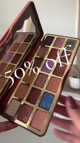 Soooo perfect for this fall! 🍂✨🔥 #tiktokshop #toofacedcosmetics #eyeshadow #makeuphacks #eyeshadowpalette #makeuponabudget #gooddeals 