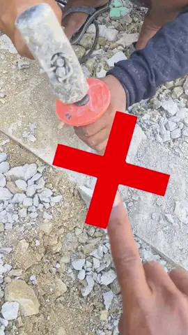 Tukang cerdas harus tahu ini. gaji kecil, badan dibuat capek. jangan maulah. #tukang #CapCut #foryoupage #triktukang #minicement 