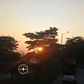 ME TIRASTE AL MAR //LOS DIABLITOS  Que soy un vagabundo dijeron pa' que me dejaras Él no puede ofrecerte nada, él no tiene nada Hiciste caso a esas palabras, fueron más fuertes sus espinas Pude comprender tu silencio, sabía que tú me querías #metirastealmar #lagentedeomargeles #Viral #claumusik🎧 #parati #Amor #letrasdecanciones #vallenato #losdiablitos 