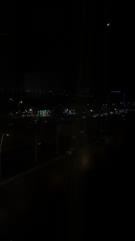 #محمد_المازم #🖤 #اكسبلورexplore  ^لو بغيت القـلب في مده يديك ..كيف أنا بعطيك قلب أنت فيه  