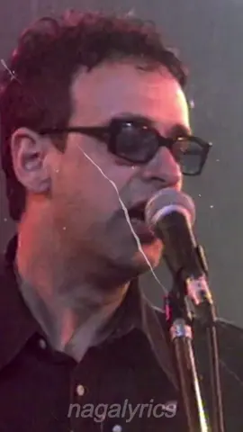 Llamen a Moe - Gustavo Cerati y los Tres Chiflados #foryourpage #foryoupage #fyp #foryou #viral #music #bestvideo #tiktok4fun #thisis4u #tiktok #follow  #Love  #lyrics #clasico #rockenespañol #rockargentino🇦🇷  #rockargentino  #cerati #gustavocerati #sodastereo #todox2pesos 