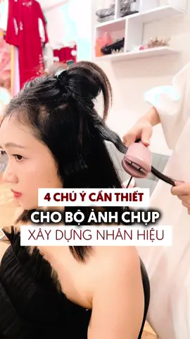 Ai cũng nên sở hữu một bộ ảnh nhân hiệu nhé #thuonghieucanhan #thuycontent #personalbranding #contentcreator 