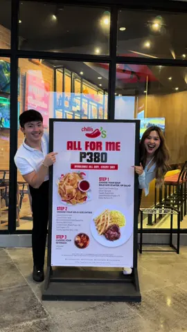 Tag your friends/family, malay mo samahan ka nila ma-try itong sulit na pa-promo ng @chilis_philippines that starts at 380 pesos 😍 #ChilisUptownMallBGC #chilisphilippines #chilisphallforme380 
