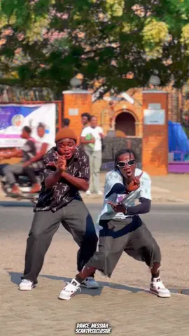 Smooth vybes🔥😊🔥 with my blood DC : @SCANTY⚡️🇬🇭  🎵 So bad by @THE MAJEEK 💎  #dance_messiah__ #tiktok #trend #fyp #foryoupage #fypシ゚viral #china #fyppppppppppppppppppppppp #dance 