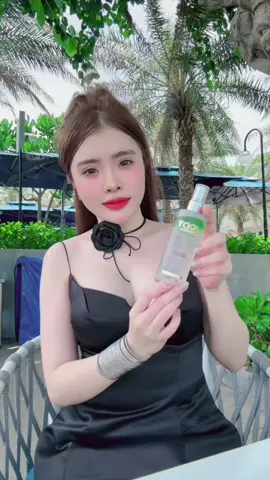 💥💥💥SIÊU PHẨM TRÌNH LÀNG 💥💥💥💚XỊT KHOÁNG CĂNG BÓNG PHỤC HỒI DA💚🎀Xịt khoáng Yody Phương Anh xài siêu mê xịt căng bóng Messo mát lạnh ngay tức thì, chống lão hóa giúp da săn chắc 🎀🫶🏻 Siêu phẩm với nhiều hoạt chất được nhập khẩu từ Hàn Quốc🫶🏻💎Da trắng sáng căng bóng mịn màng 💎🌷Khóa ẩm giúp da hấp thụ mọi dưỡng chất🌷 ☘️Duy trì độ ẩm, cải thiện độ đàn hồi giúp da căng bóng mịn màng☘️ 🌈Làm dịu da giảm kích ứng 🌈 ✨Duy trì độ ẩm nhiều giờ ✨💥Phù hợp với da có cơ địa khô 👍🏻 #Yodyphuonganh  #spa #xịtkhoáng