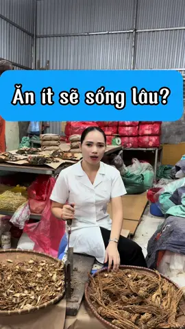 Ăn ít sẽ sống lâu?#luongynguyenthihien #khambenhchuabenh #tiktok #LearnOnTikTok #suckhoe #suckhoe247 #suckhoechomoinguoi #anlanhsongkhoe #healthy #thinhhanh #xuhuong