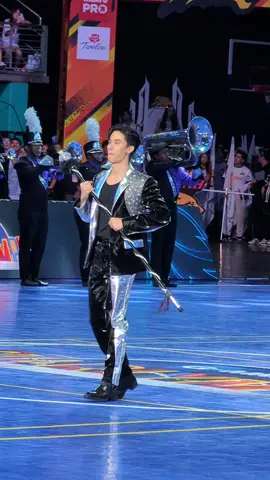 Tayさんのドラムメジャー姿は最高です #tawan_v 