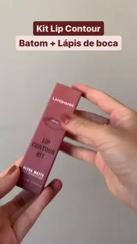 @achadinhos_lucy52 🛍🩷 Batom + Lápis de boca🩷💄 Langmanni Gloss  e lápis  Labial efeito matte💄🛍 Temos em várias cores 🩷💄 . . Comente 