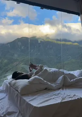Đi  sapa chẳng cần phải đi đâu xa. Đến White Cloud Sapa săn mây. Ngắm núi là hết ý rồi #sapa #whitecloudsapa #honestaysapa 