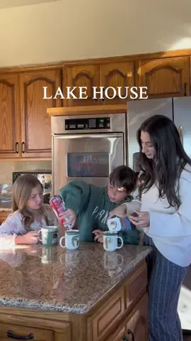 I’m so lucky to have them ❤️ #MomsofTikTok #lakehouse #Lifestyle #cabin #memories #momlife #singlemom #lakearrowhead #bigbearlake 