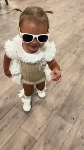 Outfit of the day 26 #OOTD #baby #outfit #babygirl #babyclothes 