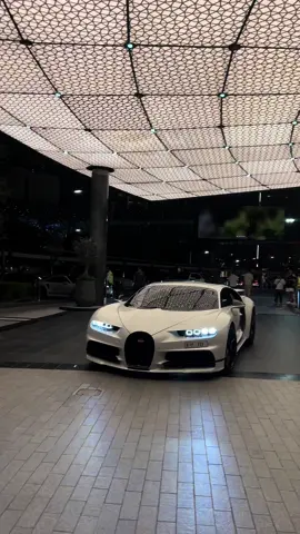 #skjall_carspotting #bugatti #chiron 