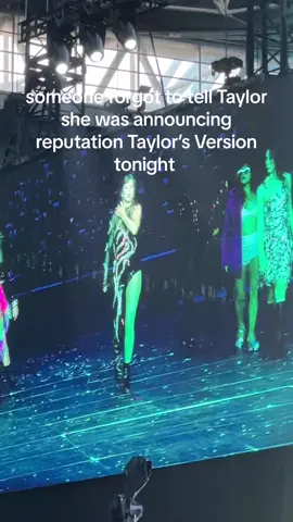 did someone forget to tell Taylor Swift she was announcing reputation taylors version tomight #erastour 