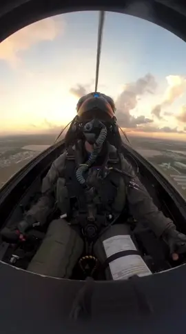 (Credits : @f35demoteam)  #fy #militaryaviation #fighterjet #military #foryoupage #fyp #foryou #airforce #pilot #aviation #targetaudience #fighterpilot #usairforce #f35 