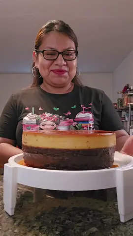 Replying to @nani.bonita.18 Receta del Chocoflan #recetasfaciles #chocoflan #postres #postresparavender #mariispostres #pastelimposible #postresdeliciosos #foryou #desserts #Recipe 