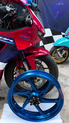 Udh ga jaman pake velg repaint🤪 #77speedshop_performance #ozracingwheels #honda #hondacbr600 #cbr600 #mogeindonesia #sportbikelife #fyp #bogordailynews 