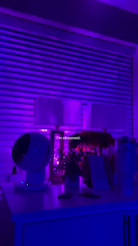 IM SO OBSSESED SOMEONE HELP