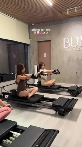 girl therapy🩰🎀🤍✨ #pilates 