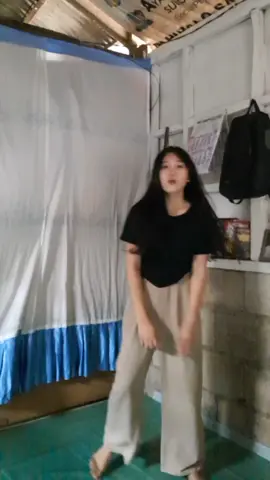 lisoda kuhaons energy sa skz uy 😭 HAHAHAHAHAH @jypestraykids  #straykids #chkchkboom #stay #kpop #dance 