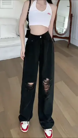Quần jeans Suông ống rộng đen tuyền rách bụi lưng cao#thoitrang #xuhuong #quan #quanjean #quanjeannu #quanjeansuong #tiktokindia #viralvideo #tiktok #capcut 