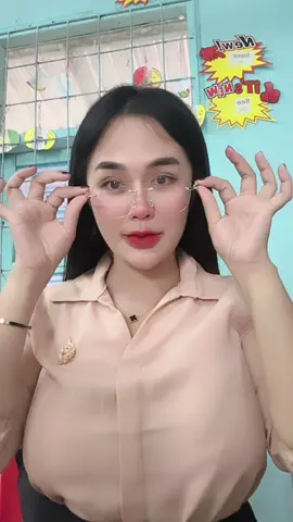 แว่นตาที่ใส่แล้วสวยขึ้น หน้าหวานขึ้นมากจ้า #แว่นตา   