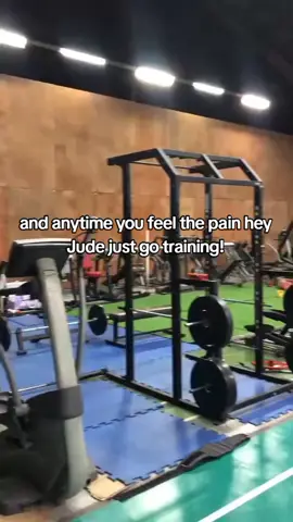 Behind every failure is the potential for success.   #serranotwins #badmintontiktok #shuttleprime #foryou #fyp #protech #xzybca #badmintonplayer #BADMINTONLOVERS #yonexbadminton #badminton #foryoupage 