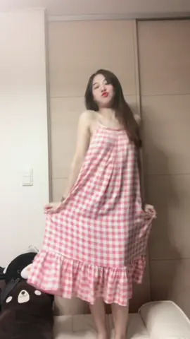 ả ta mặc mấn😅 giống nàng tiên 🧜‍♀️mắc cạn quá😆#xh #trend #dqn #TikTokDanceVN #oita44🇯🇵 #phuongthao37🇻🇳44🇯🇵 