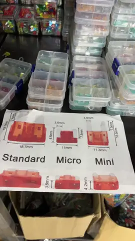 Cầu chì ô tô xe máy các loại #suachuaoto #thosuachuaoto #suachua #sửachữaôtô #suaoto #suachuaxeoto #sửaxe #sưaxe #nghêsửaxe #garaoto #garageoto #thiet #bi #do #nghe #sua #xe #oto  #may#gara #vam #cao #dungcu #otox 