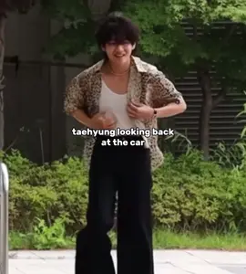 jennie went with taehyung to the airport i miss taennie #taehyung #jennie #taennieisreal #taennie #fyp #viral #taenniesz 