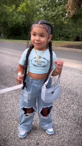 🦋🦋🦋#fyp #cutebaby #fypage #fashiontiktok #OOTD #trending 