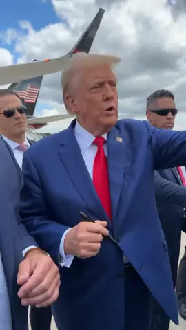 PRESIDENT Donald J Trump in Detroit, Michigan yesterday! MAKE AMERICA GREAT AGAIN! TRUMP-VANCE 2024! @realdonaldtrump @teamtrump @trumpwarroom @whitehouse45 📸: @dorianthepresident 🇺🇸🇺🇸🇺🇸🇺🇸🇺🇸