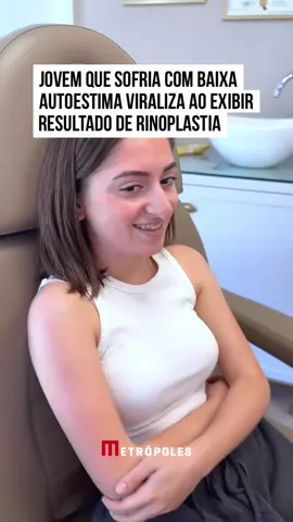 😮 Um cirurgião turco chamou atenção nas redes sociais ao divulgar o resultado impressionante de uma #rinoplastia realizada em uma jovem que enfrentava baixa #autoestima por causa do formato do nariz. No vídeo, ele exibe o antes e o depois da cirurgia, mostrando a mudança significativa que chocou os internautas. A postagem #viralizou e gerou discussões nas redes sobre autoestima e a influência dos procedimentos estéticos na vida das pessoas. #tiktoknotícias