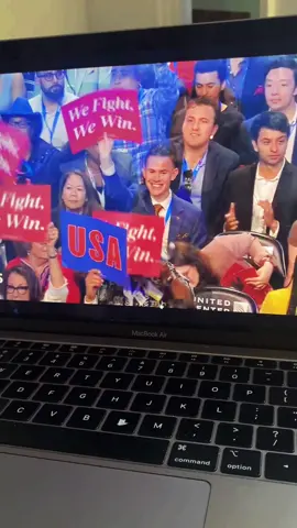 LFG!!!!!!! So proud to be a working person and to feel TRULY represented❤️✊🏼 @Alexandria Ocasio-Cortez #aoc #dnc #harriswalz #vote 