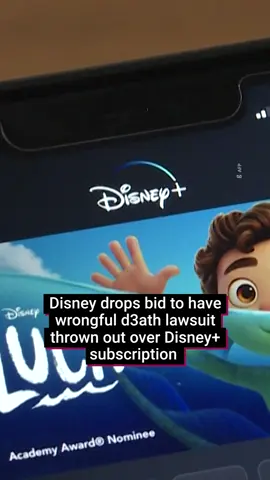 @disney has dropped a claim that a man could not sue the company over the d3ath of his wife because he signed up to a free trial of @disneyplus.  Just to recap, a man called Jeffrey sued Disney for $50,000 after his wife di3d in 2023 from an allergic reaction following a meal at Disney World, Florida.  The company argued that the case should go to arbitration because of a clause in the terms and conditions of its Disney+ streaming service, however, they’ve now decided the matter can be heard in court. 📲 Follow for popular entertainment content and more.  #disney #disneyplus #law #lawtok #filmtok #media #worldnews #entertainment #streaming #animation #news#fyp #foryoupage #jeffreypiccolo #disneyworld #disneytok #disneyfyp #usnews