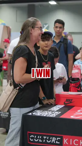 mom was sweet 🥰 #wholesome #viral #foryou #yt #comedy #funny 