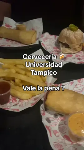 En nuestra visita a la Cervecería Universidad en Tampico, decidimos probar el menú de $21 pesos, y la experiencia fue excelente.  El  menú incluía burritos, mojitos, papas fritas y tostadas, con sabores muy agradables. El ambiente del bar también  #Cerveceria #Universidad #Tampico #Tamaulipas #Bar #Fyp #Foodietiktok  #Cerveceriauniversidad #Sivoy #Foodie  #Lugares #TampicoTamaulipas #tiktok