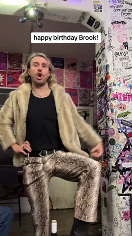 Happy birthday @Brook F Gibson !!! The worlds best friend & co host!!!! wouldnt wanna do this with anyone else!!! love you so much u loveable idiot xxx 