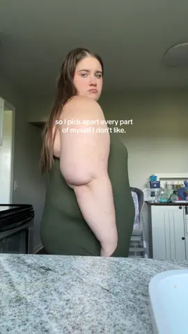 if you feel like this, you are not alone🤍 #plussize #plussizeedition #selflove #selflovejourney 