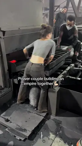 They’re the strongest couple💪🏻 building from zero