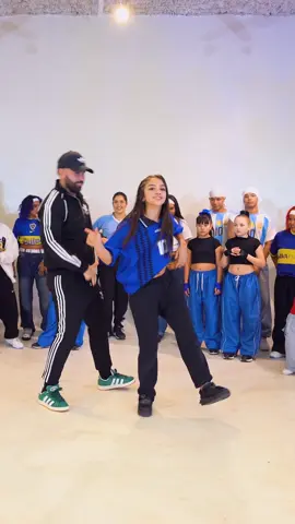 Mi coreo de esta semana😳👆 tienen que ver todas las pasadas completas , hay invitados especiales esta semana 😳