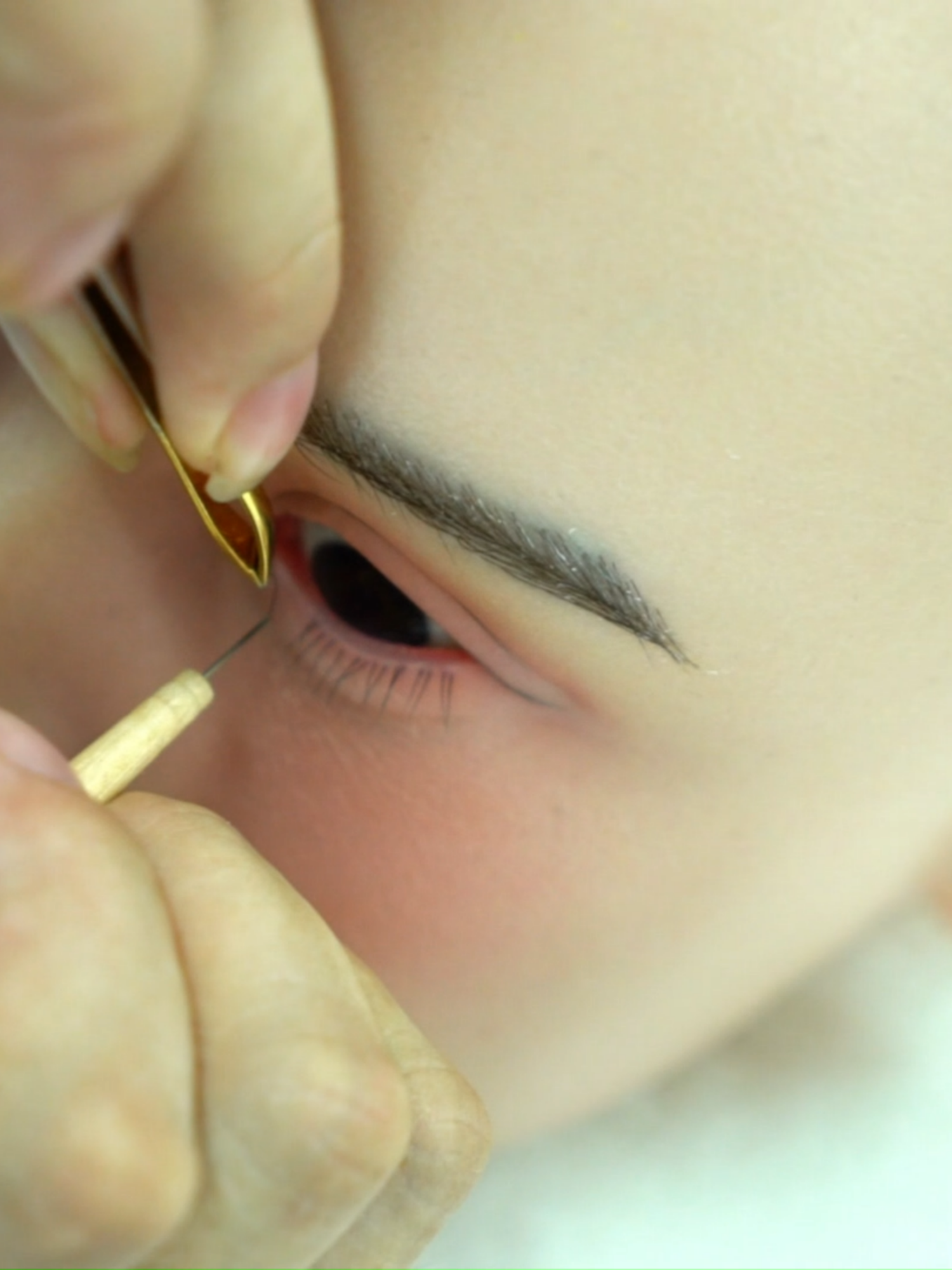 ✨ Ever wondered how our sex dolls achieve their stunningly realistic look? ✨ Check out this behind-the-scenes video that showcases the meticulous process of hair and eyelash implantation. Every strand of hair and each eyelash is carefully hand-implanted by our skilled artisans, one by one, ensuring the highest quality and realism. Craftsmanship at its finest—because every detail matters. 💖 #dolllife #dolllovers #siliconedoll #realisticdoll #customdoll #dollphotography #fantasydoll #lovedoll #dollmodel #adultdollcollector #dollcollection #dollcommunity #dollfans