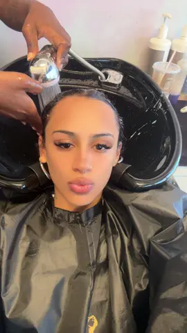 New lookie babessss🤭😏 CODE MAC200 fir 200$ off any wigs💕 @hairqueen_la #fypシ゚viral #hair #hairstyles #ahnamac #baddies 