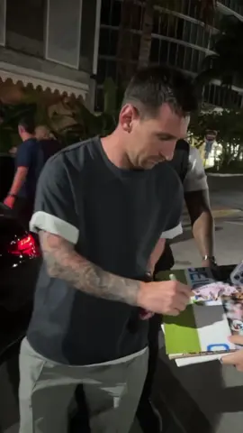 The Luxurious Lifestyle of Lionel Messi in Miami #luxurylifestyle #messi #supercars #miami #richlife #millionaire 