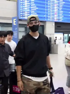 Arrived safely in Seoul, Korea after their schedule in Finland. Welcome home🙆🏻‍♀️🫶🏻❤️ #chaeunwoo #차은우 #xyzbca 