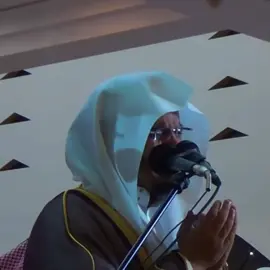 دعاء الشيخ ياسر الدوسري في رمضان بكي و ابكي المصلين في جامع الدخيل#ياسر_الدوسري #قران #دعاء #quran